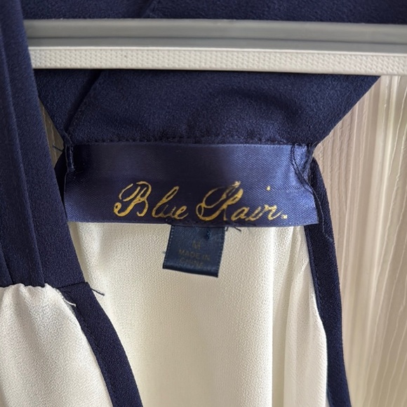 Blue Rain Navy and White Sleeveless Blouse - Picture 2 of 3